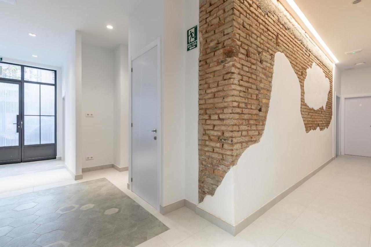 Chic & Comfortable Apartment, Private Terrace Valencia Exterior photo